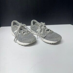 New Balance FreshFoam Arishi Woman's Size 6